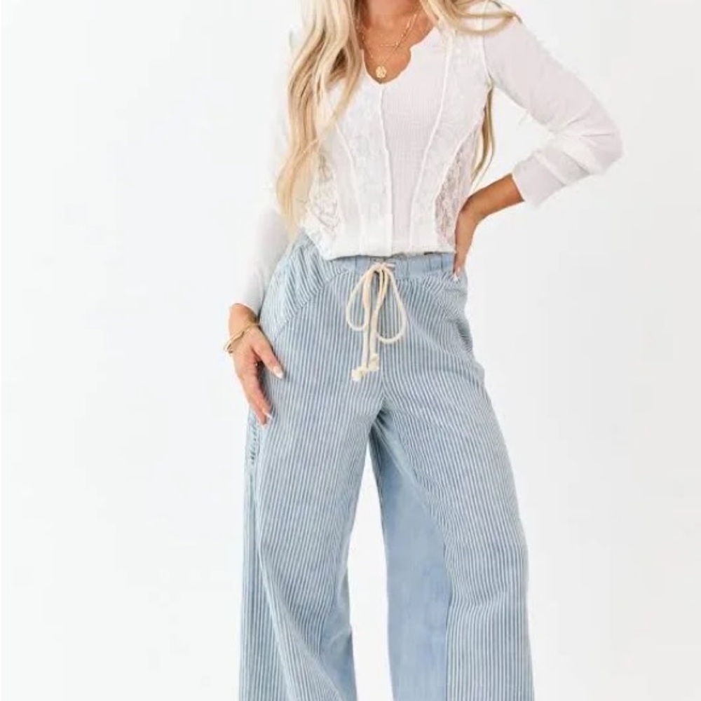 ee•some Striped Blue Wide-Leg Pants/jeans Medium - Picture 3 of 8